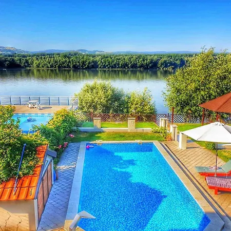 Сasa de vacaciones Stunning Danube